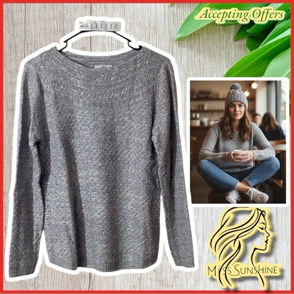 croft & barrow Sweaters - Croft & Barrow NEW - Sz M - knit lightweight sweater - yoke tuck stitch per tag
